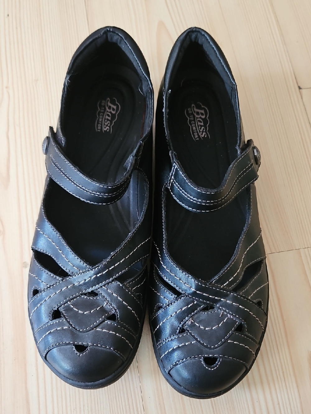 Bass Black Leather Mary Jane Flats with Decorative Stitching